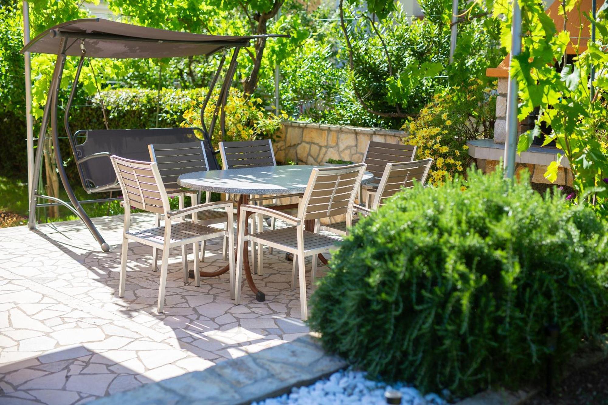 Apartment Bazina - Airconditioning, Parking, 500M From The Beach Krk Town Exteriör bild